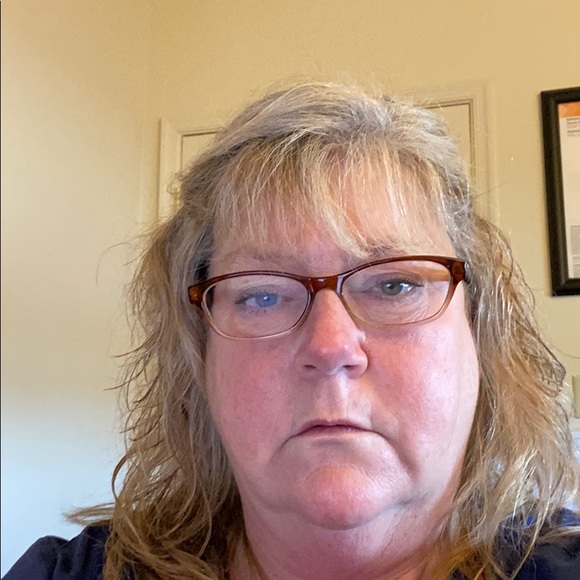 Meet your Posher, Trish - Picture 1 of 1